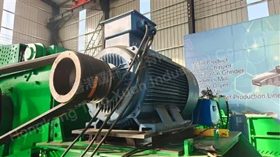 القوة والدقة: تتجه ماكينة مطرقة تقطيع الخشب الخاصة بنا إلى تايلاند